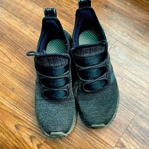 Adidas shoes mens 10.5
